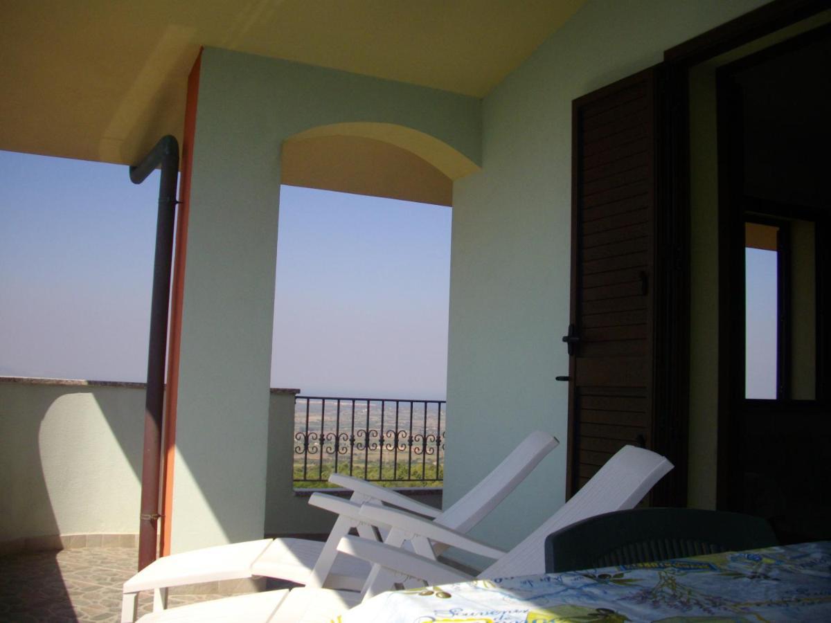 Appartamento Sofia - Nord Sardegna - Badesi Exterior foto