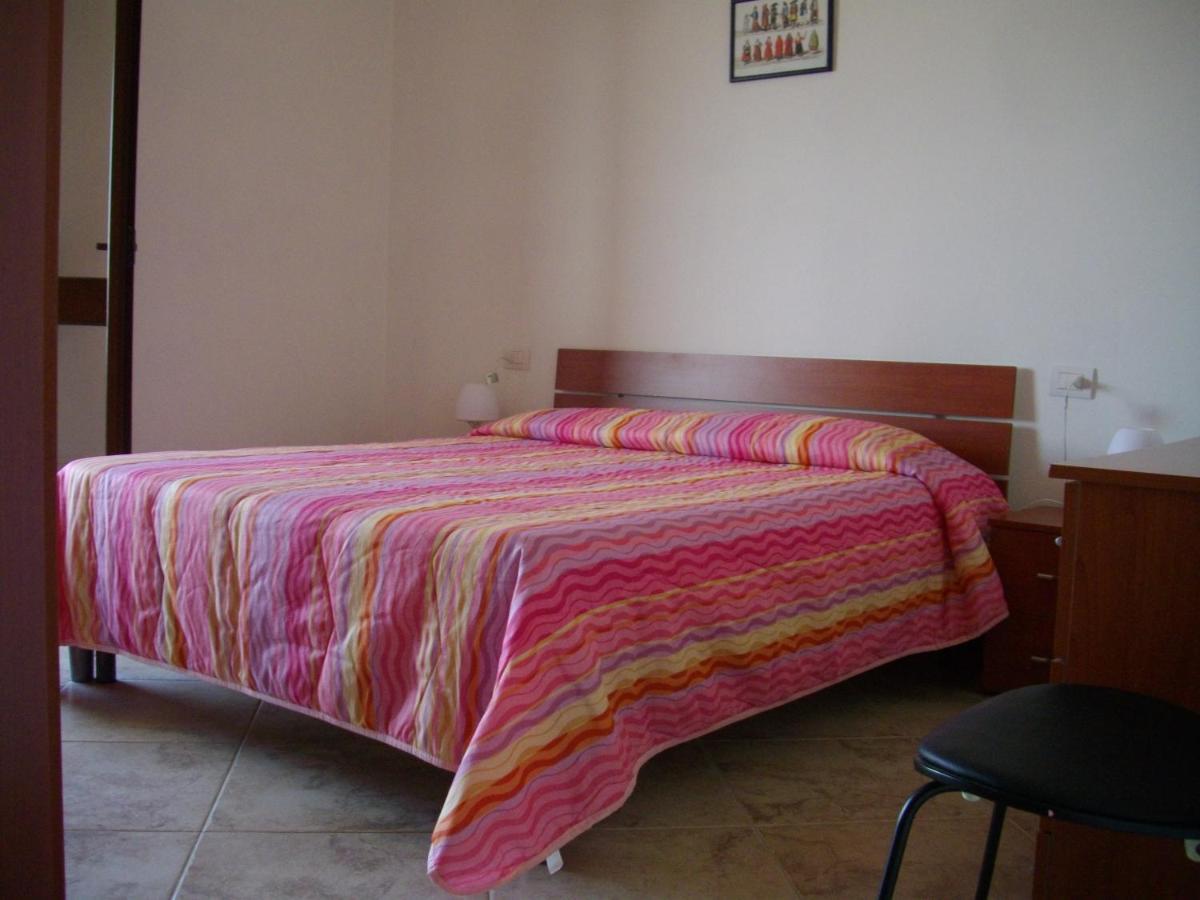 Appartamento Sofia - Nord Sardegna - Badesi Exterior foto